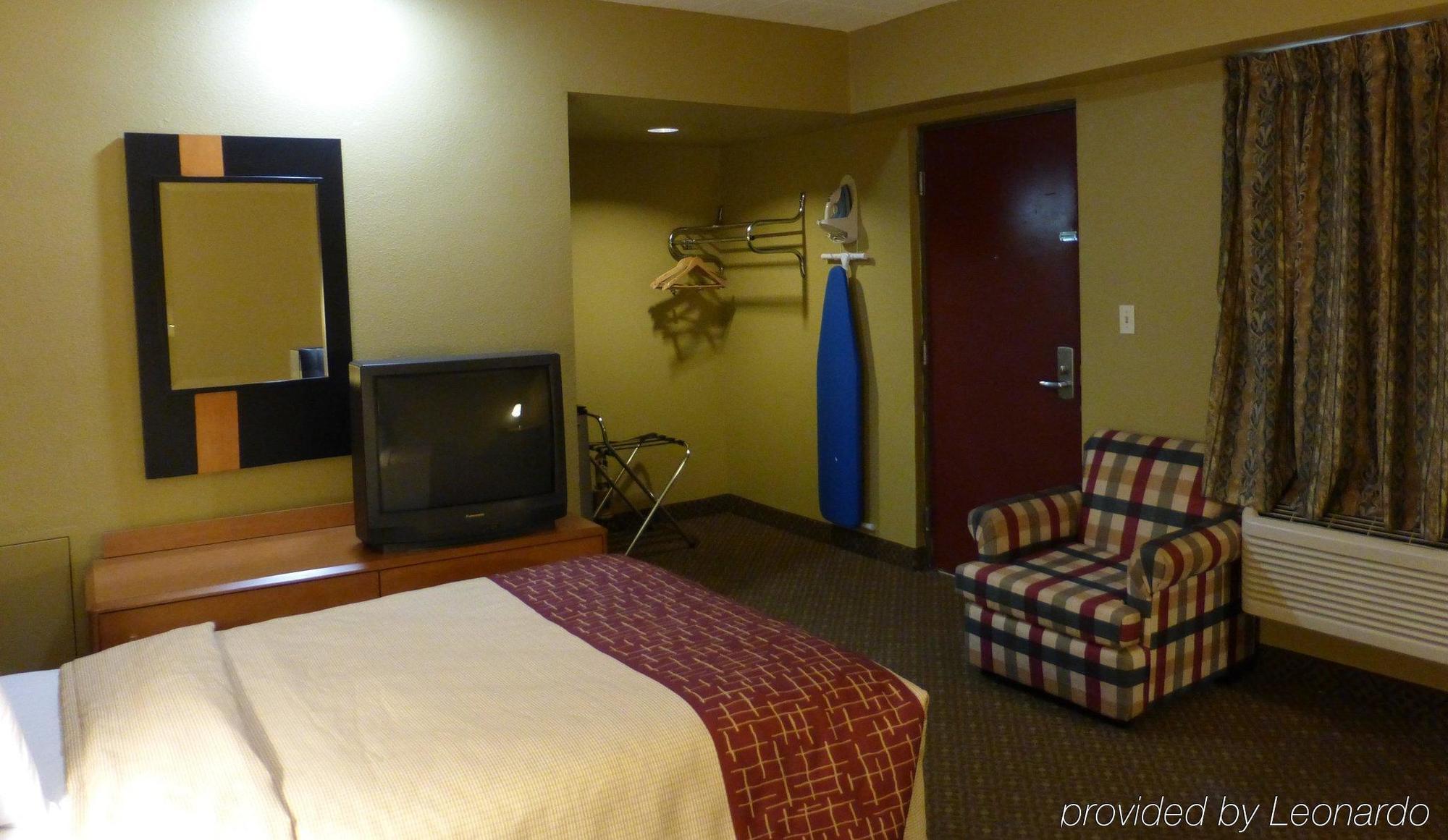 Red Roof Inn Baltimore Northwest Bagian luar foto